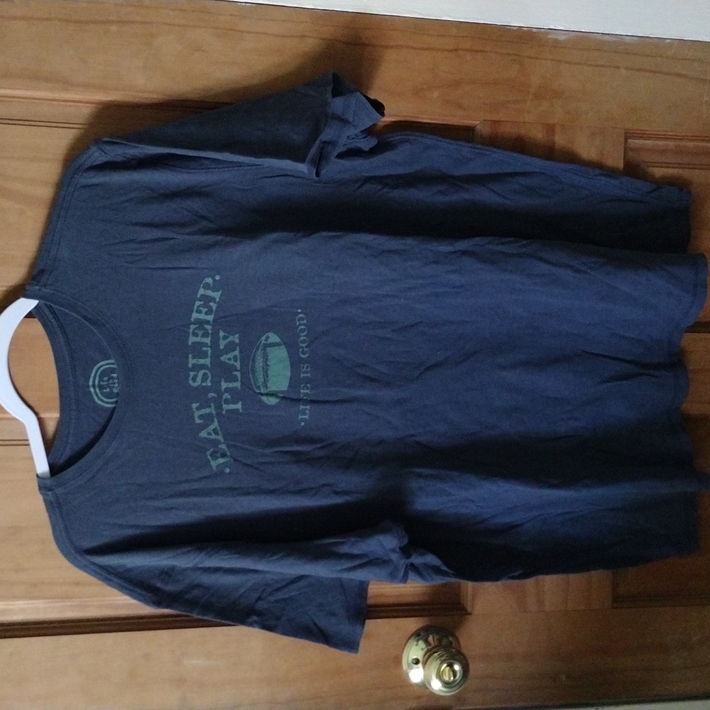 Life is Good mens XL sleep football t-shirt - Picture 1 of 2